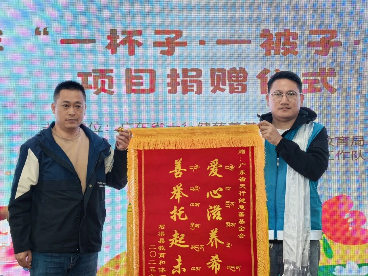 e5b217cc12a9ff440ea8e53ccd0c7baf.jpg e5b217cc12a9ff440ea8e53ccd0c7baf.jpg